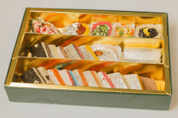 ROYAL SPECIAL GIFT BOX